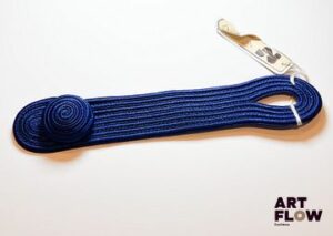 Nina RICCI Bracelet en tissu et fermoir bouton assorti Tour de poignet 17 cm environ
