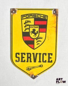 Plaque émaillée Porsche Service 17,5 x 11 cm env Petits éclats et traces de rouille Reproduction moderne
