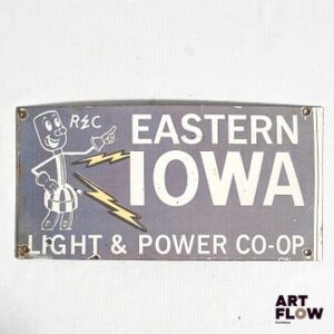 Plaque émaillée rectangulaire Eastern Iowa Light & Power co-op 15 x 30 cm Petits éclats et traces de rouille Reproduction moderne (fin XXe-début XXIe siècle)