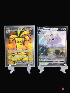 Réunion de 2 cartes Pokémon : Gromago ex 252 et Arceus V SWSH204 Diverses séries et raretés En français Sous sleeves et toploaders Etat global near mint