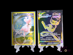 Réunion de 2 cartes Pokémon : Mew promo XY110 et Mew VMAX TG30 Séries et raretés diverses En français Sous sleeves et toploaders Etat excellent