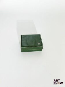 ROLEX Boîte numérotée 11.00.01 Dimensions 13 x 10 x 5 cm En l'état, intérieur usé