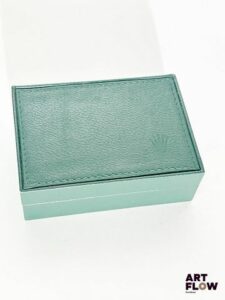 ROLEX Boîte numérotée 68.00.55 Dimensions 14,5 x 10 x 5 cm En l'état, cuir de la charnière abimé