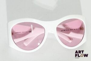 VERSACE Gianni Versace Paire de lunettes blanches à verres roses Avec étui