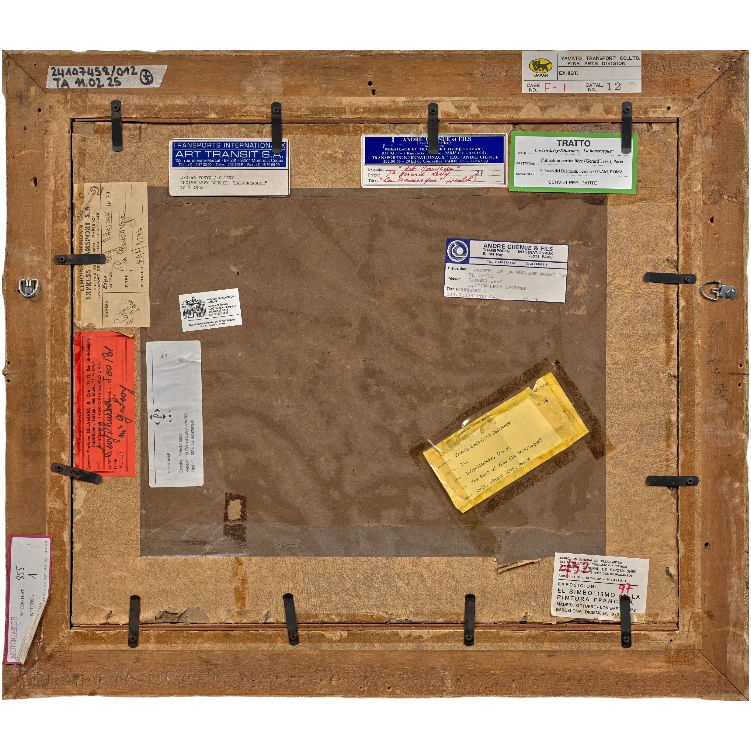 Lévy-Dhurmer, Lucien, Dos d'une oeuvre portant des étiquettes de transporteurs et de galeries, photo Artcurial Paris
